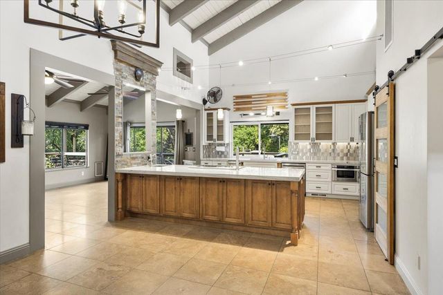 3940 Welker Ln, Shingle Springs, CA 95682