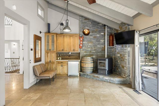 3940 Welker Ln, Shingle Springs, CA 95682