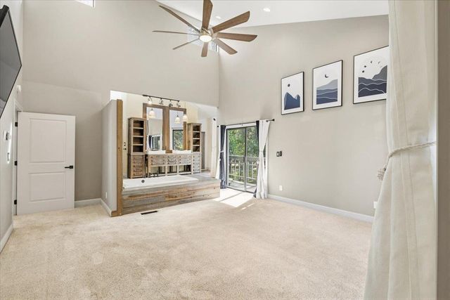 3940 Welker Ln, Shingle Springs, CA 95682