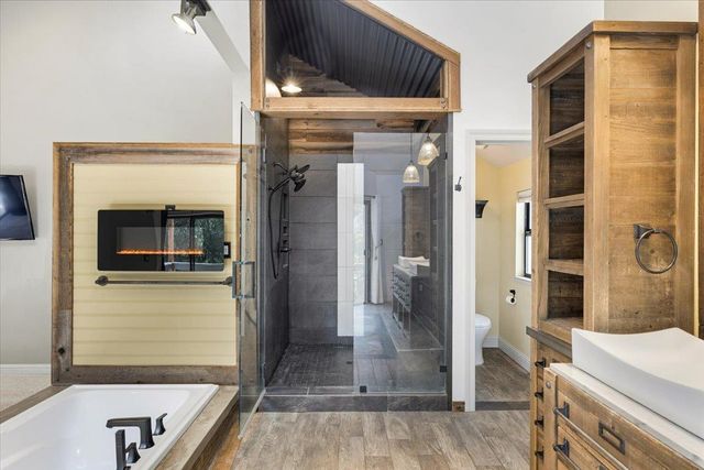 3940 Welker Ln, Shingle Springs, CA 95682