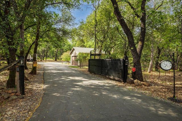 3940 Welker Ln, Shingle Springs, CA 95682