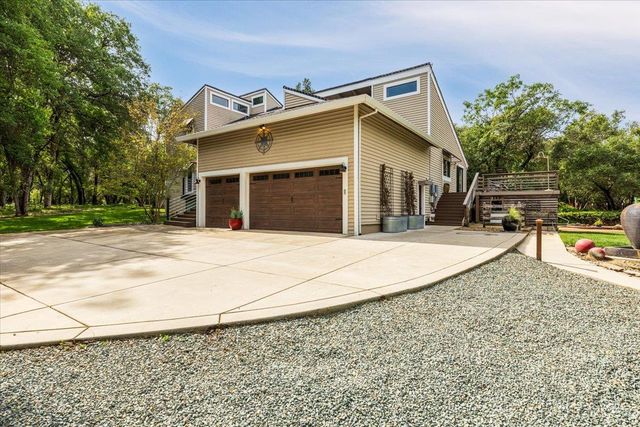 3940 Welker Ln, Shingle Springs, CA 95682