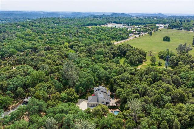 3940 Welker Ln, Shingle Springs, CA 95682