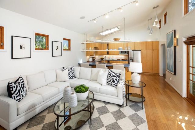 204 Princeton Road, Menlo Park, CA 94025