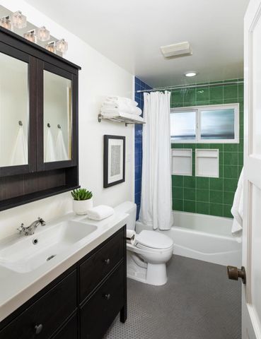 204 Princeton Road, Menlo Park, CA 94025