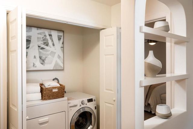 204 Princeton Road, Menlo Park, CA 94025