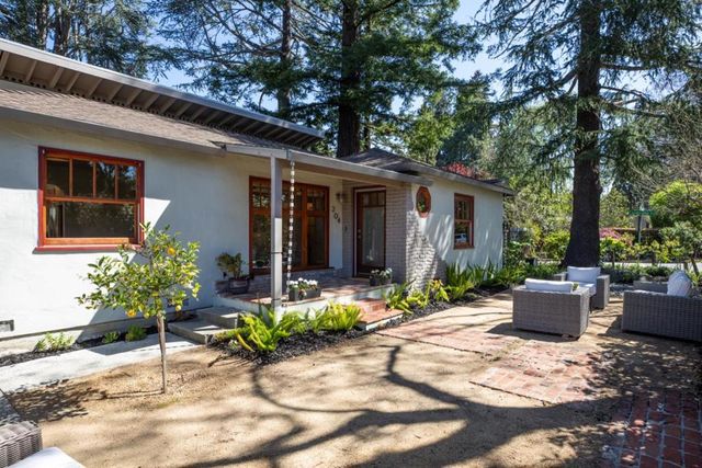 204 Princeton Road, Menlo Park, CA 94025