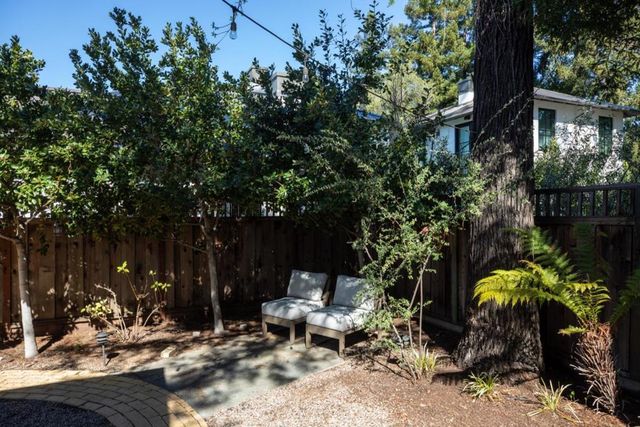 204 Princeton Road, Menlo Park, CA 94025