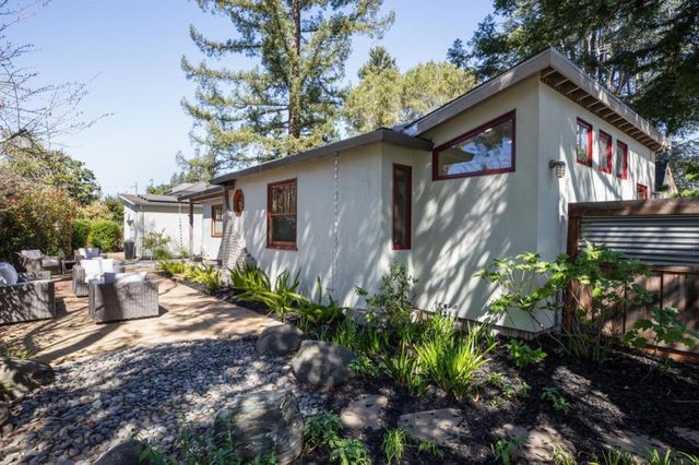 204 Princeton Road, Menlo Park, CA 94025