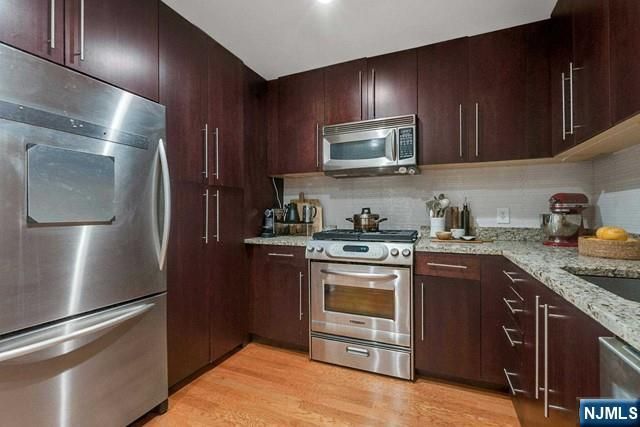 317 Hudson Park 317, Edgewater, NJ 07020