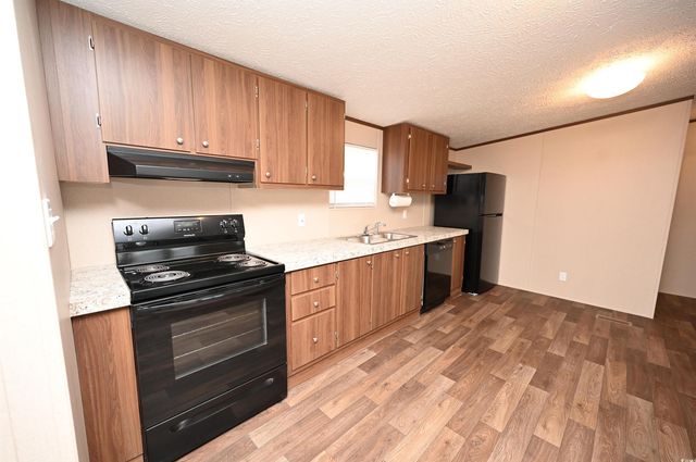 2410 Park St., North Myrtle Beach, SC 29582