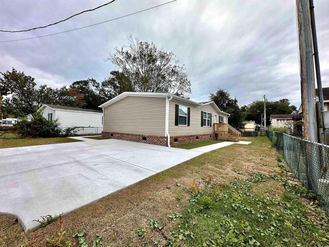 2410 Park St., North Myrtle Beach, SC 29582