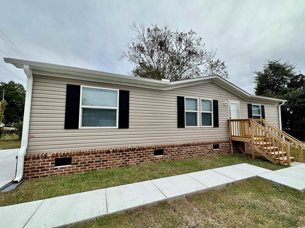 2410 Park St., North Myrtle Beach, SC 29582