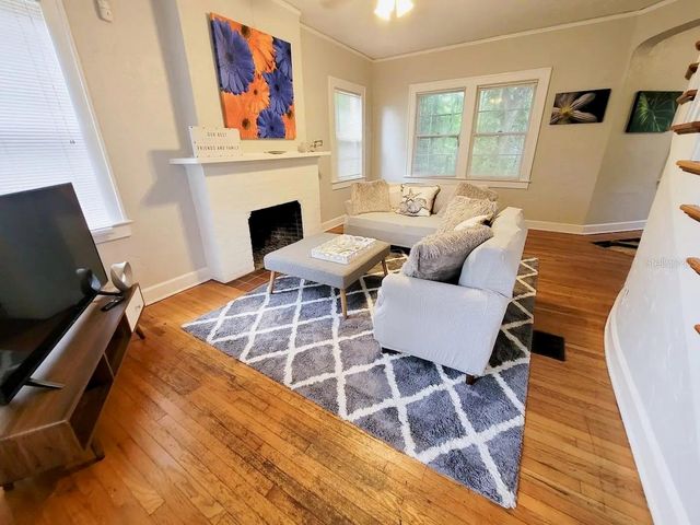 949 SW 13TH STREET, Gainesville, FL 32601