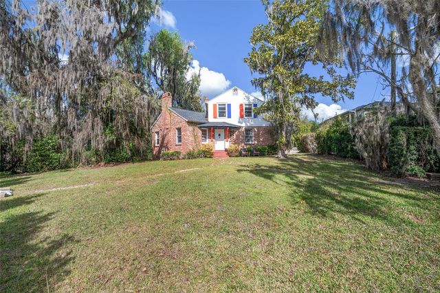 949 SW 13TH STREET, Gainesville, FL 32601