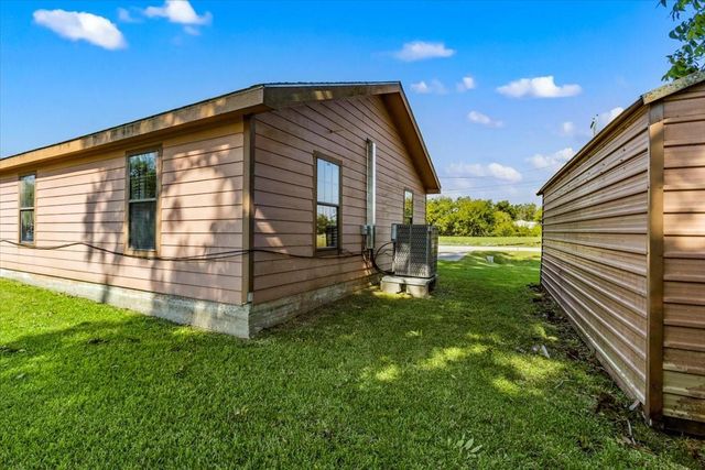 3201 Avenue F, Dickinson, TX 77539