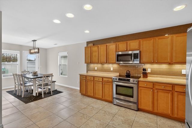 2110 Kensington Park Circle, Holland City, MI 49423