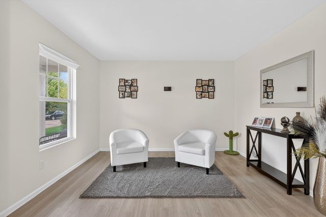 2110 Kensington Park Circle, Holland City, MI 49423