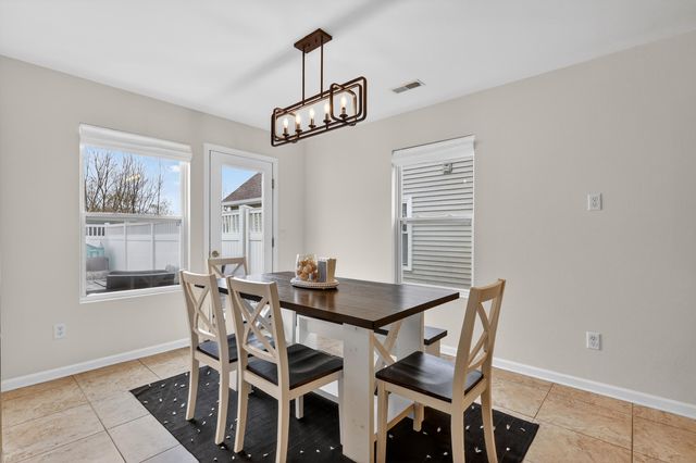 2110 Kensington Park Circle, Holland City, MI 49423