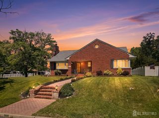 21 Sherwood Avenue, East Brunswick, NJ 08816