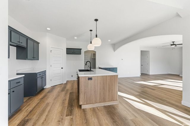 1563 Farm View Court, Huntertown, IN 46748