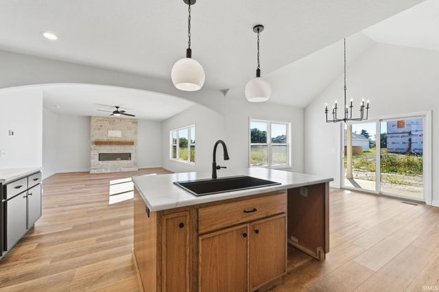 1563 Farm View Court, Huntertown, IN 46748