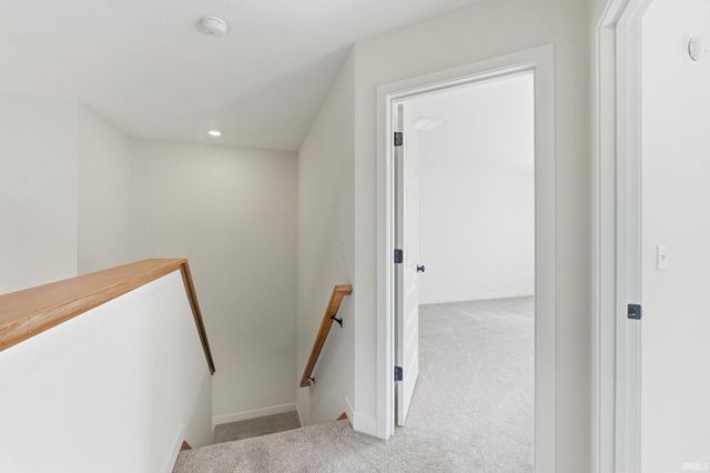 1563 Farm View Court, Huntertown, IN 46748