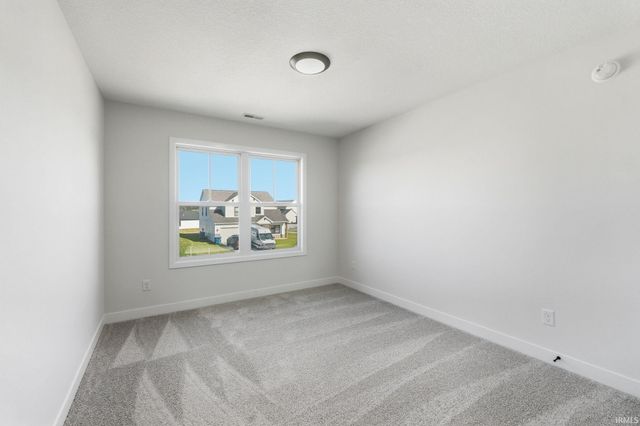 1563 Farm View Court, Huntertown, IN 46748