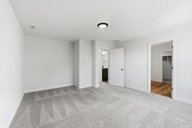 1563 Farm View Court, Huntertown, IN 46748