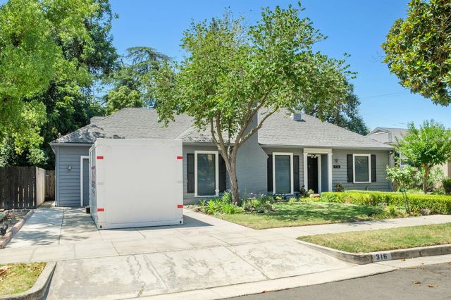 316 E Brown Avenue, Fresno, CA 93704