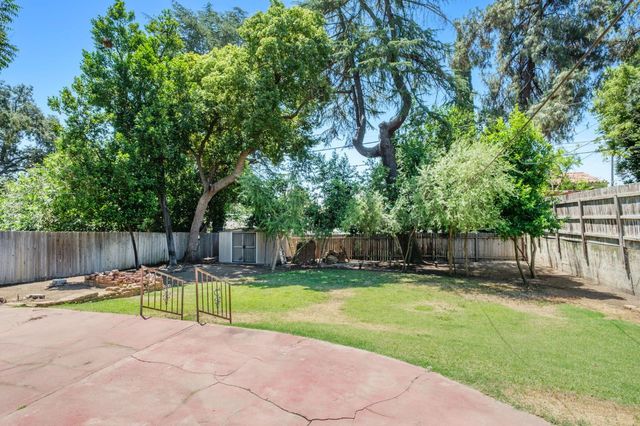 316 E Brown Avenue, Fresno, CA 93704