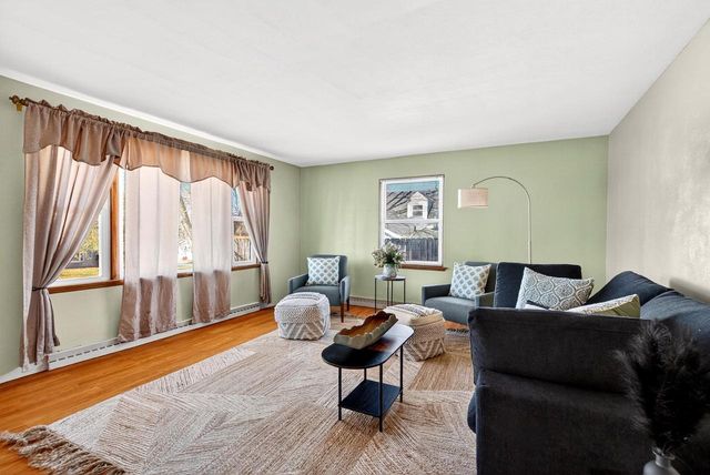 1104 SMITH STREET, New London, WI 54961