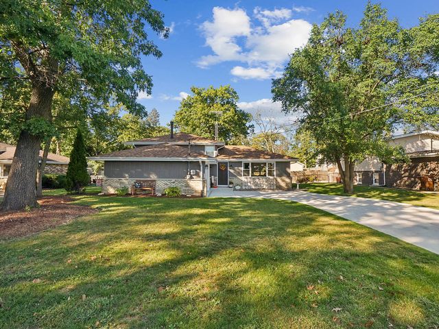 125 Kimber Drive, New Lenox, IL 60451