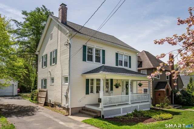 469 Fern Street, West Hartford, CT 06107