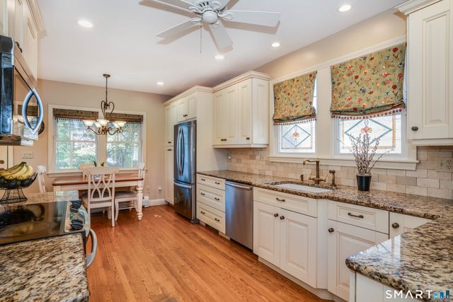 469 Fern Street, West Hartford, CT 06107