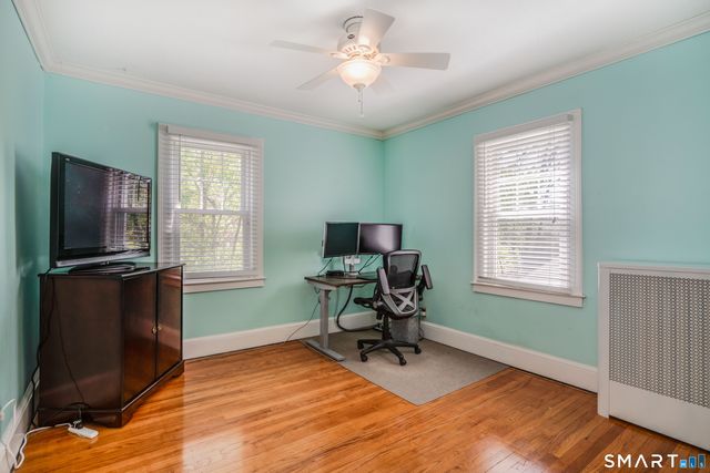 469 Fern Street, West Hartford, CT 06107