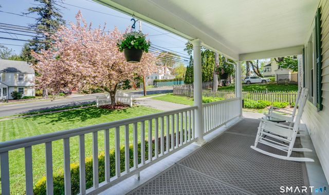 469 Fern Street, West Hartford, CT 06107