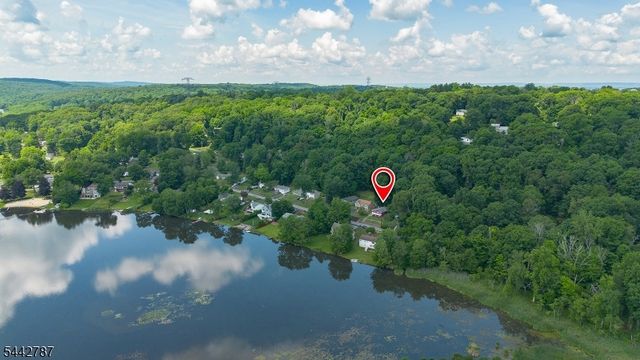 106 Seneca Lake Rd, Sparta Twp., NJ 07871
