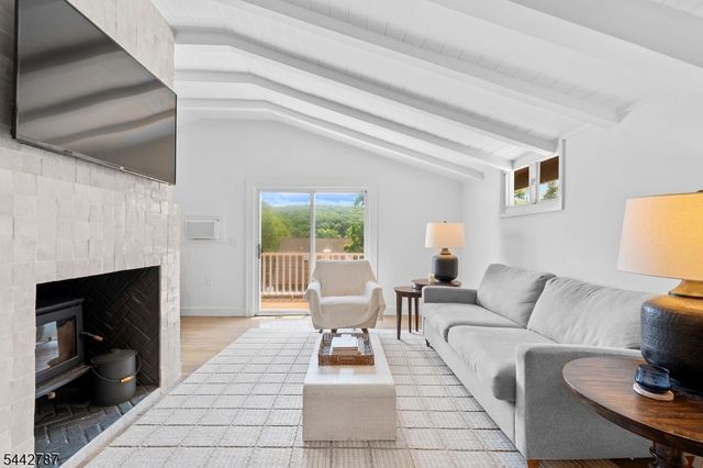 106 Seneca Lake Rd, Sparta Twp., NJ 07871