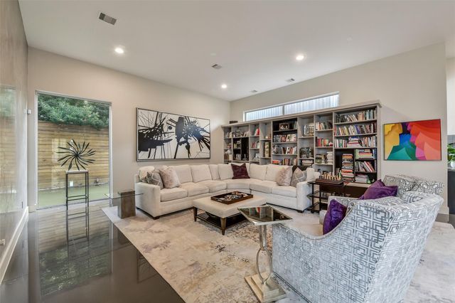 2302 Persa Street, Houston, TX 77019