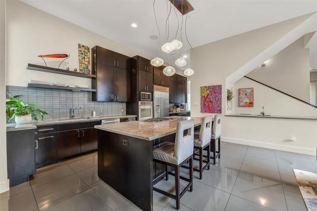 2302 Persa Street, Houston, TX 77019