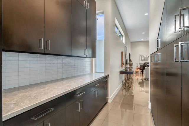 2302 Persa Street, Houston, TX 77019