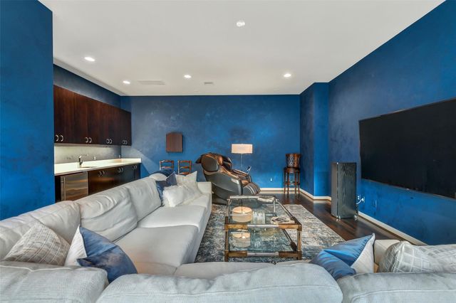 2302 Persa Street, Houston, TX 77019