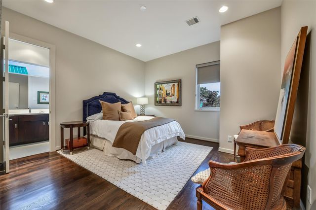 2302 Persa Street, Houston, TX 77019