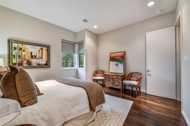 2302 Persa Street, Houston, TX 77019