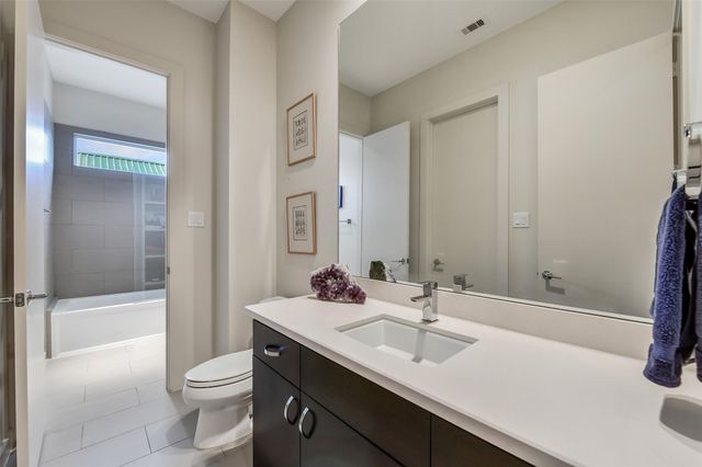 2302 Persa Street, Houston, TX 77019