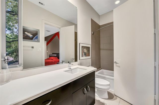 2302 Persa Street, Houston, TX 77019