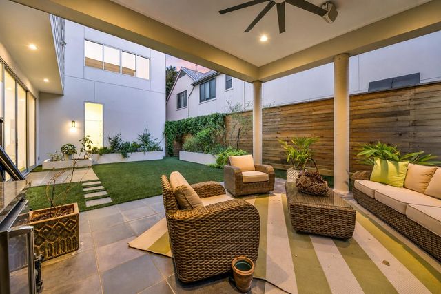 2302 Persa Street, Houston, TX 77019