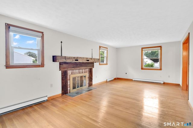 23 Parky Drive, Enfield, CT 06082