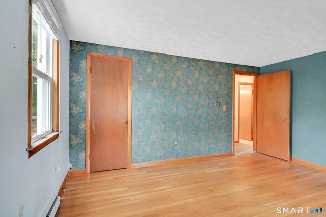 23 Parky Drive, Enfield, CT 06082